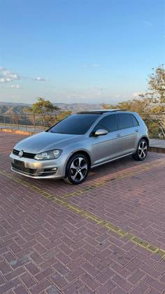 VOLKSWAGEN GOLF 1.4 TSI COMFORTLINE 16V GASOLINA 4P AUTOMÁTICO VOLKSWAGEN GOLF 1.4 TSI COMFORTLINE 16V GASOLINA 4P AUTOMÁTICO